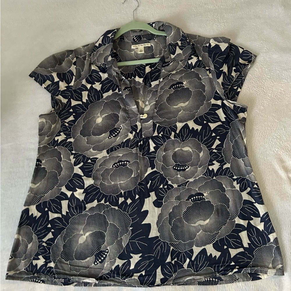 Banana Republic Navy and White Floral Button Down Shirt